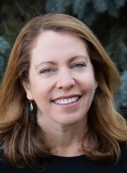 Headshot of Armelle.